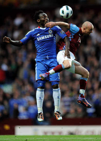 被背身拿球 被背身拿球